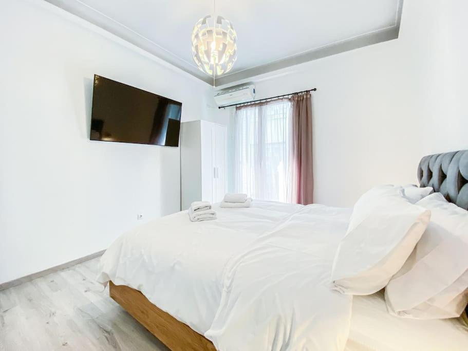 Syntagma Square, 60sqm Platinum Athens