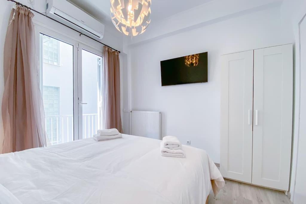 Syntagma Square, 60sqm Platinum * Athens